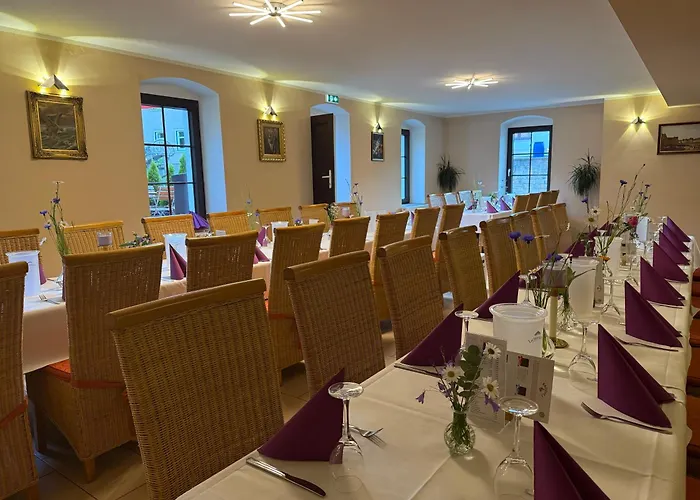 Amara.festsaal.gasthaus.pension 게스트하우스 Mohorn
