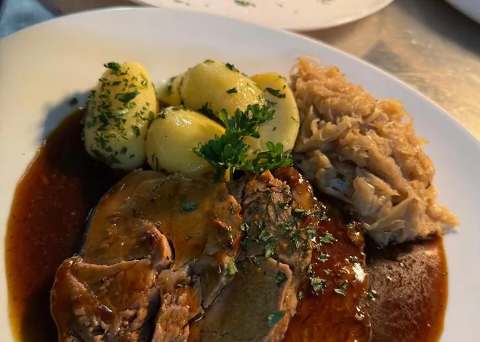 Amara.festsaal.gasthaus.pension 게스트하우스 3*