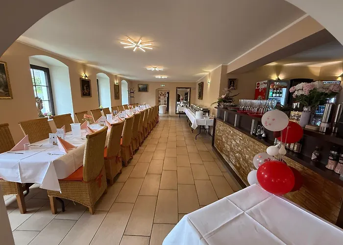 게스트하우스 Amara.festsaal.gasthaus.pension Mohorn